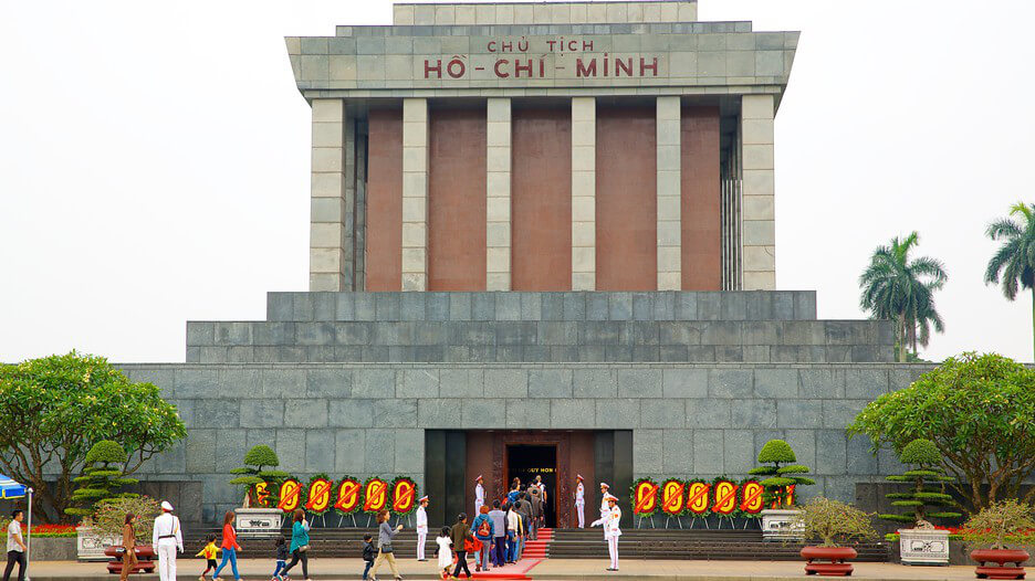 ĐÀ NẴNG  - VINH – SUỐI CÁ THẦN - ĐIỆN BIÊN - HÀ NỘI –  NƯỚC KHOÁNG KIM BÔI – VINH – ĐÀ NẴNG   